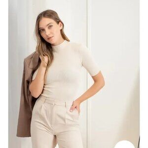 ($10) Short Sleeve Mock Neck Sweater Top